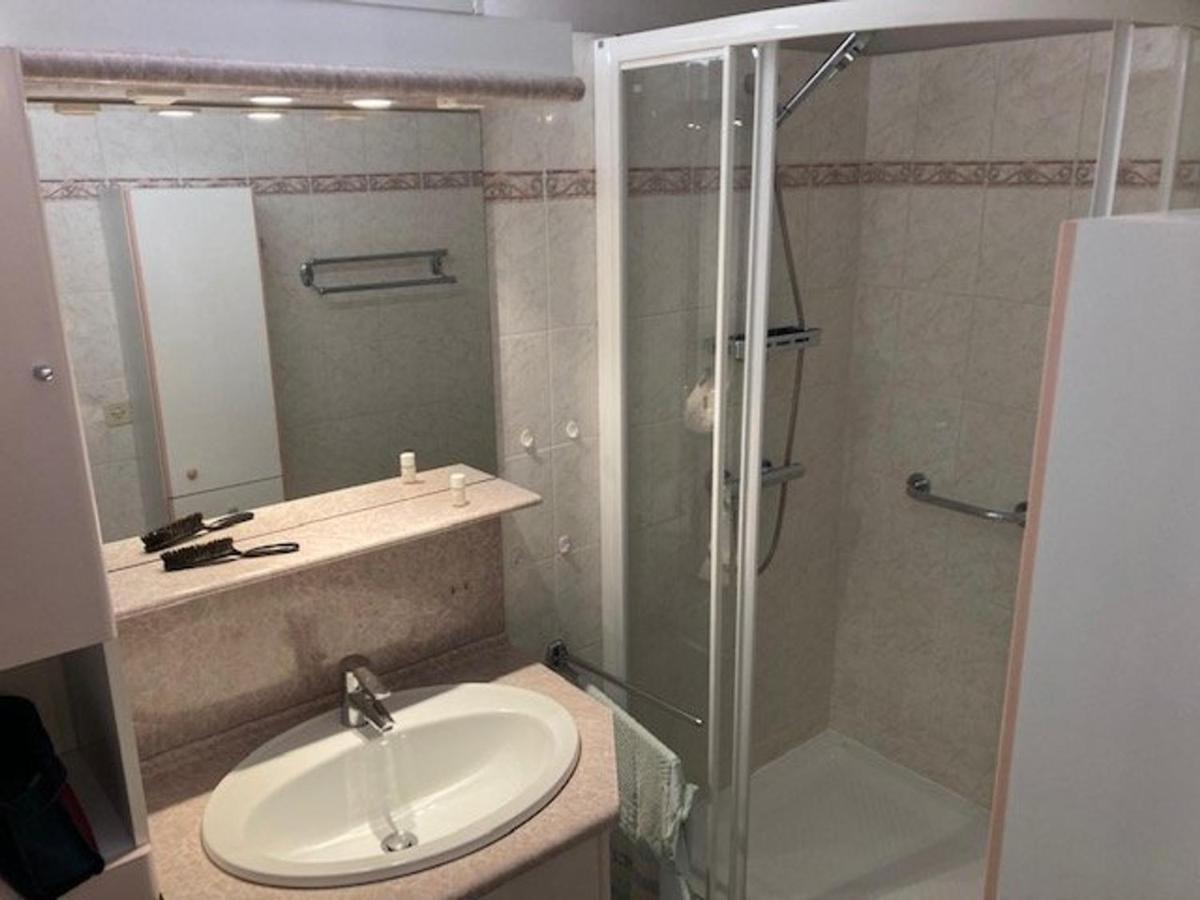 Bel Appartement Au Lavandou Avec Terrasse Et Vue Mer - Fr-1-308-167 Le Lavandou Ngoại thất bức ảnh